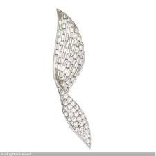 Sterle diamond brooch
